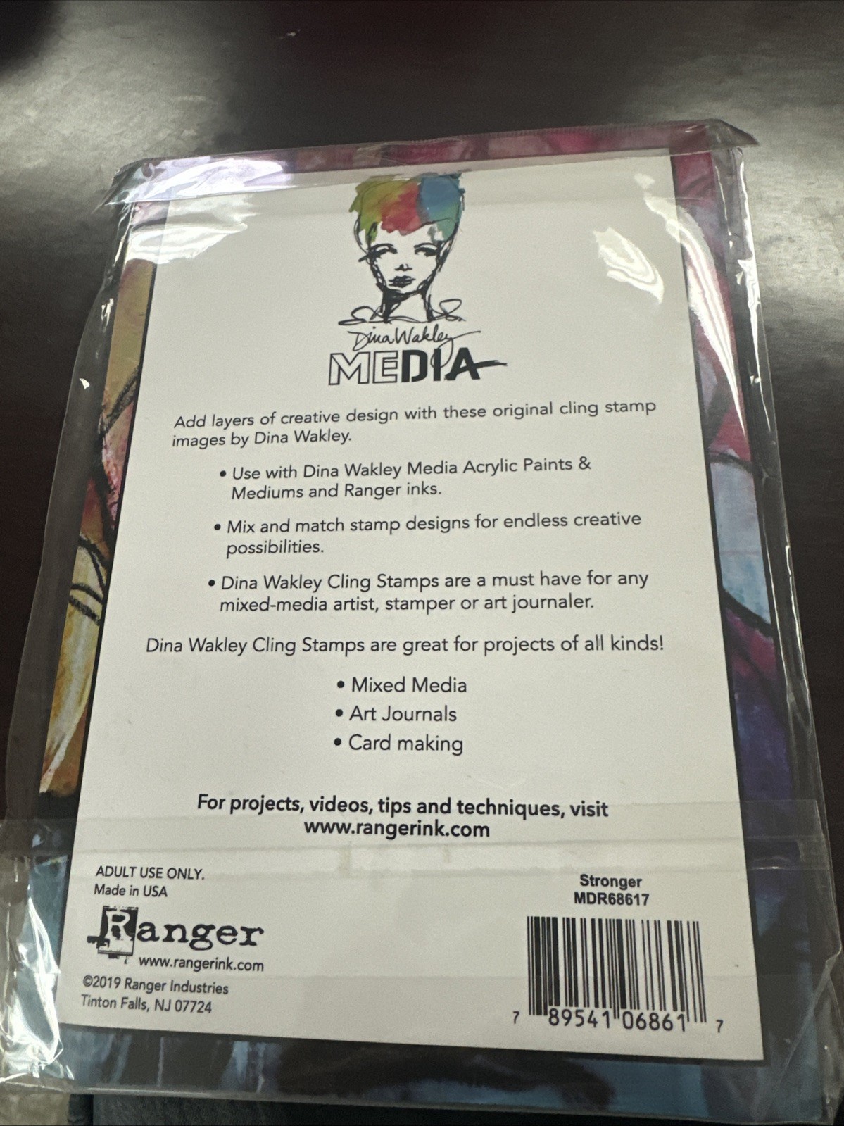 DINA WAKLEY CLING STAMPS - STRONGER - aa