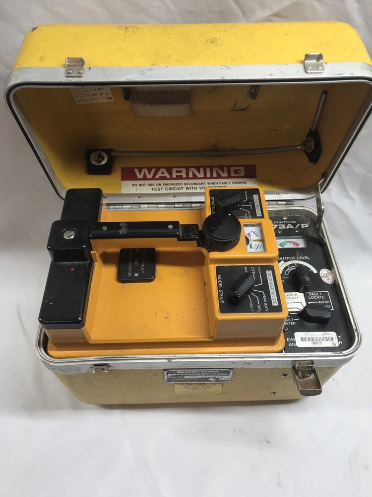 Radiodetection RD400PL with RD400 SDTx Transmitter Cable and Pipe Locator