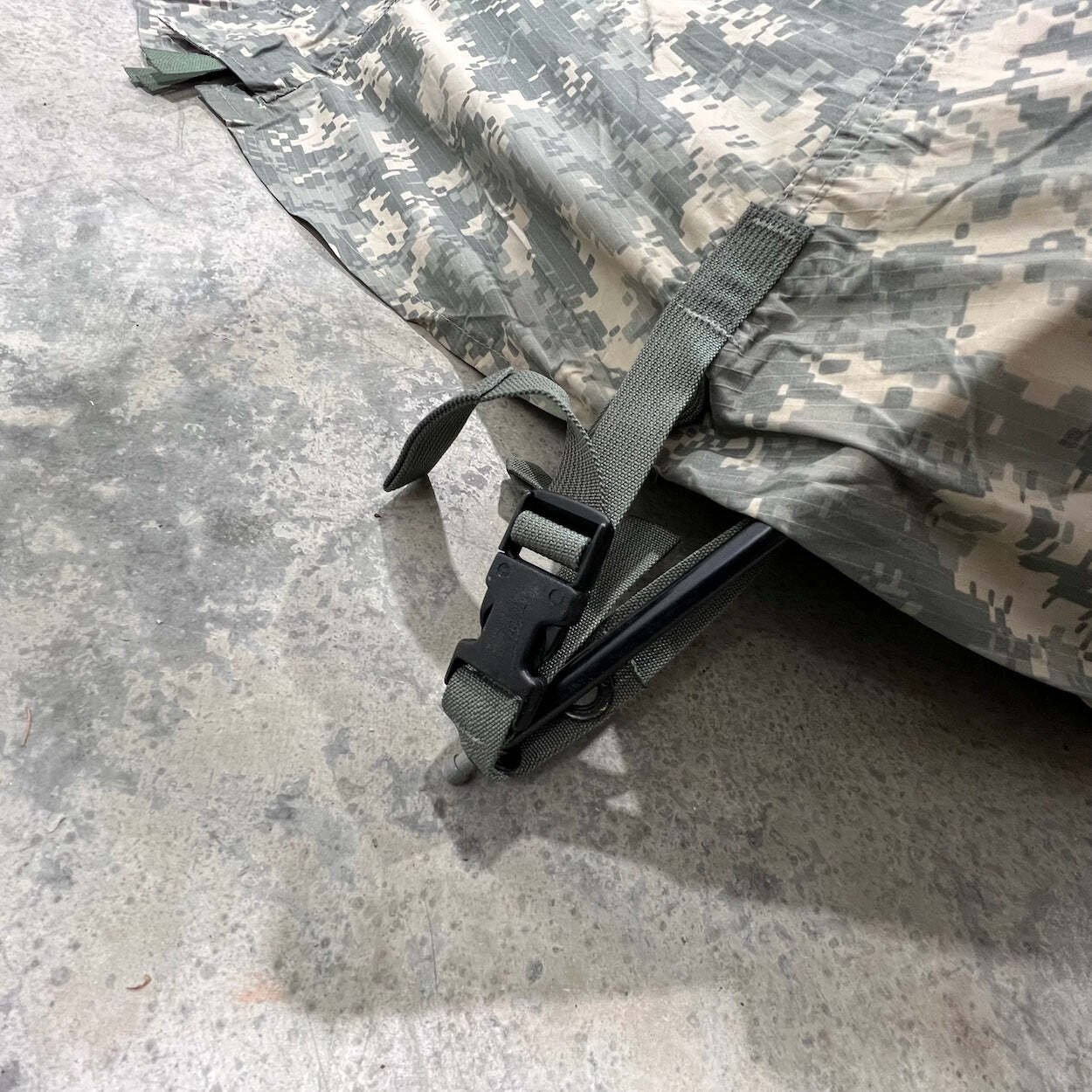 US Military ACU Tent Combat Shelter System One-Person