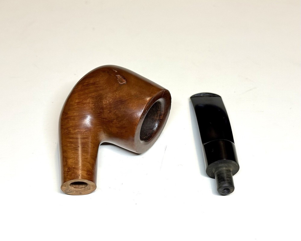 Bent Author Estate Smoking Pipe
