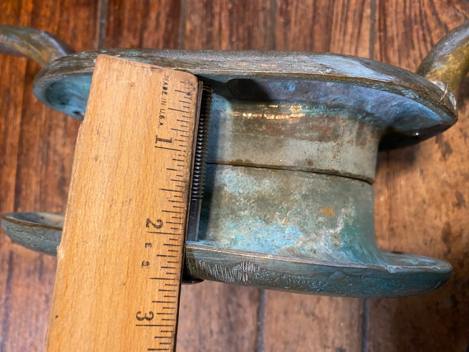 PAIR OF LARGE VINTAGE CAST BRONZE COMBINATION CLEAT/HAWSE HOLES 13" NICE PATINA!