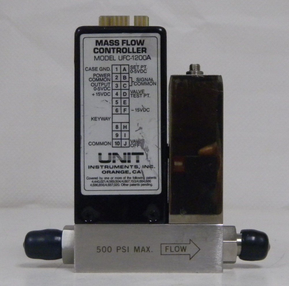 Unit UFC-1200A Mass Flow Controller, Gas- HCL, Range- 200 SCCM, Used