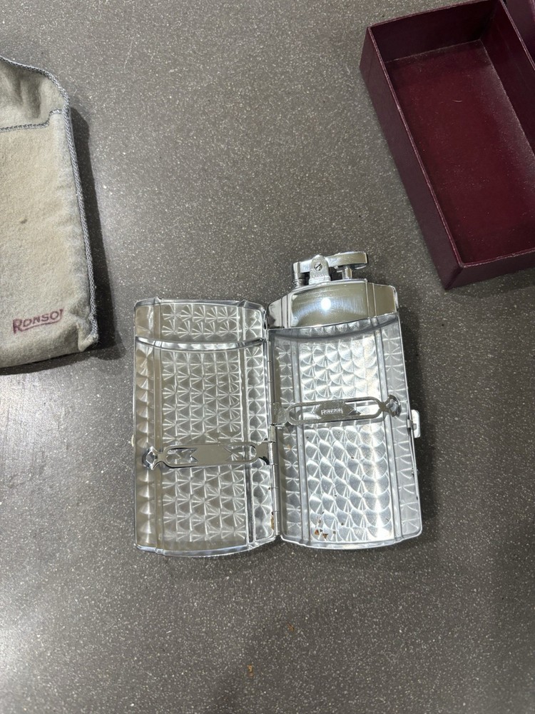 Robson Lighter