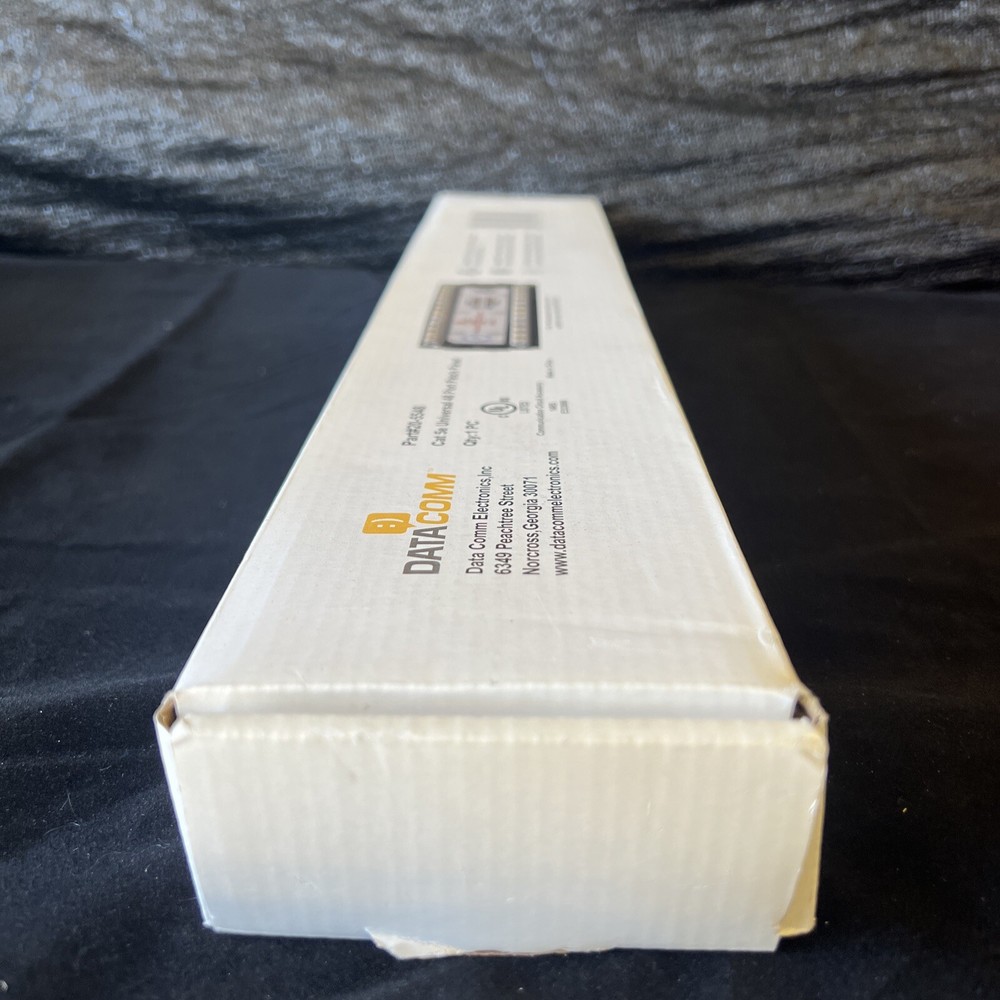 DataComm Part#20-5548 Cat 5e Universal 48 Port Patch Panel