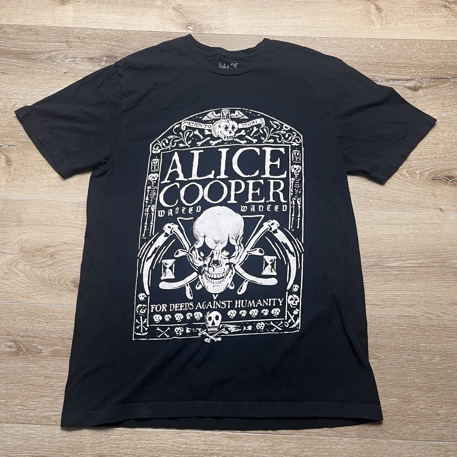 Alice Cooper 2025 Concert Tour Shirt Size Medium For Deeds Against Humanity