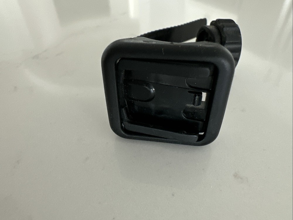 Classic Cateye Strada Wireless Cyclocomputer CC-RD300W w/ Speed Sensor & Magnet