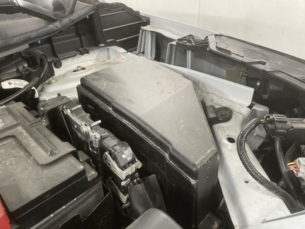 Complete Console Front Floor S Model Fits 21-25 ROGUE 1065919