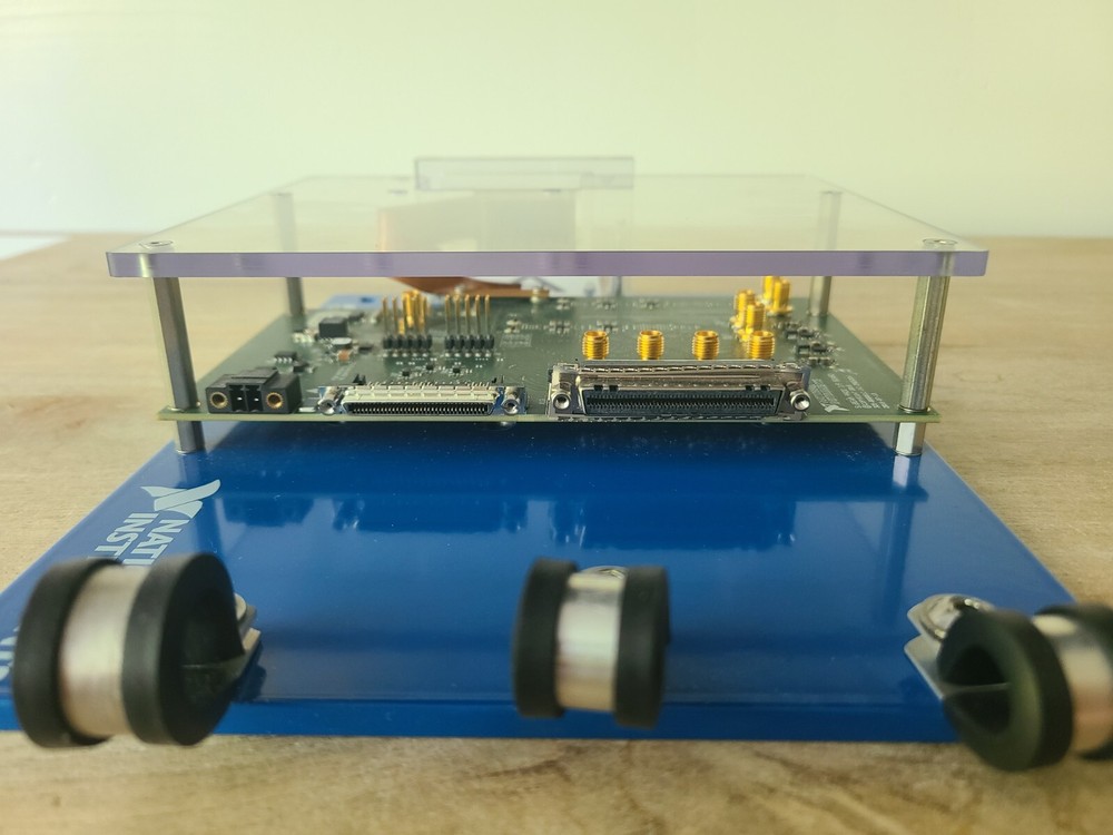 NI Sibeam 60 GHz Prototype Acc. Kit