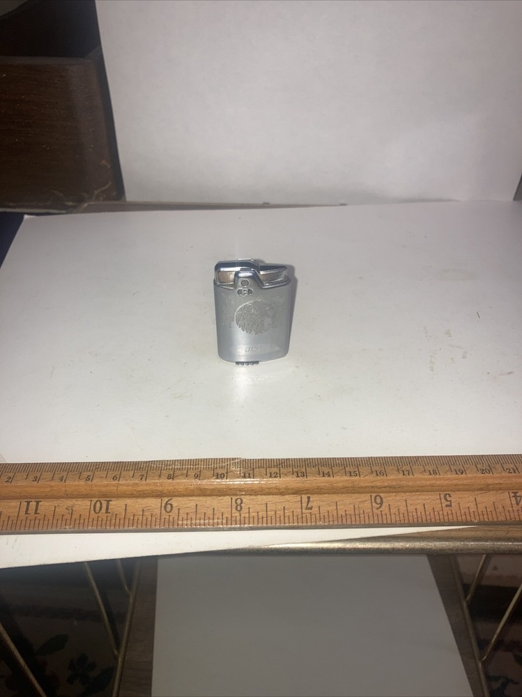 Vintage Ronson Capri Lighter Silver Tone