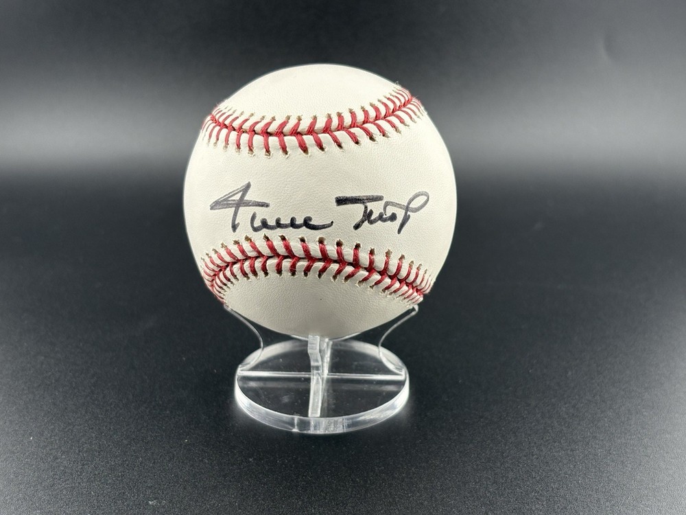 Willie Mays Signed Baseball With COA & Case