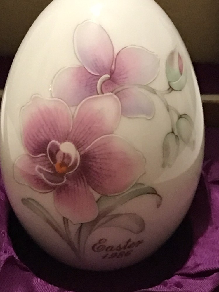 NORITAKE 16th EDITION 1986 EASTER EGG