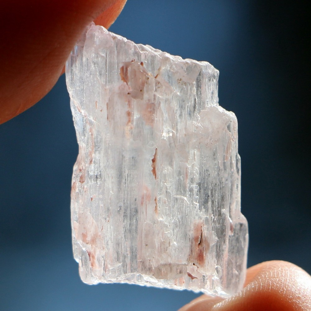 Mineral Specimen: Kunzite (KNZ95)