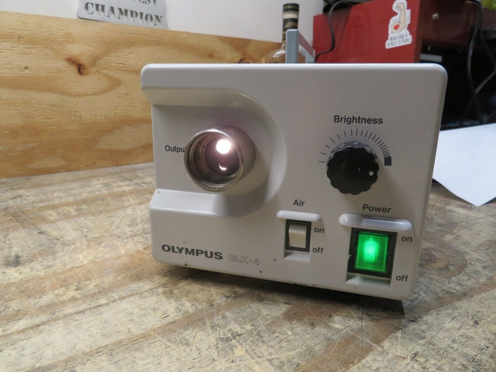Olympus CLK-4 Halogen Light Source TESTED ( NO ACCESSORIES )
