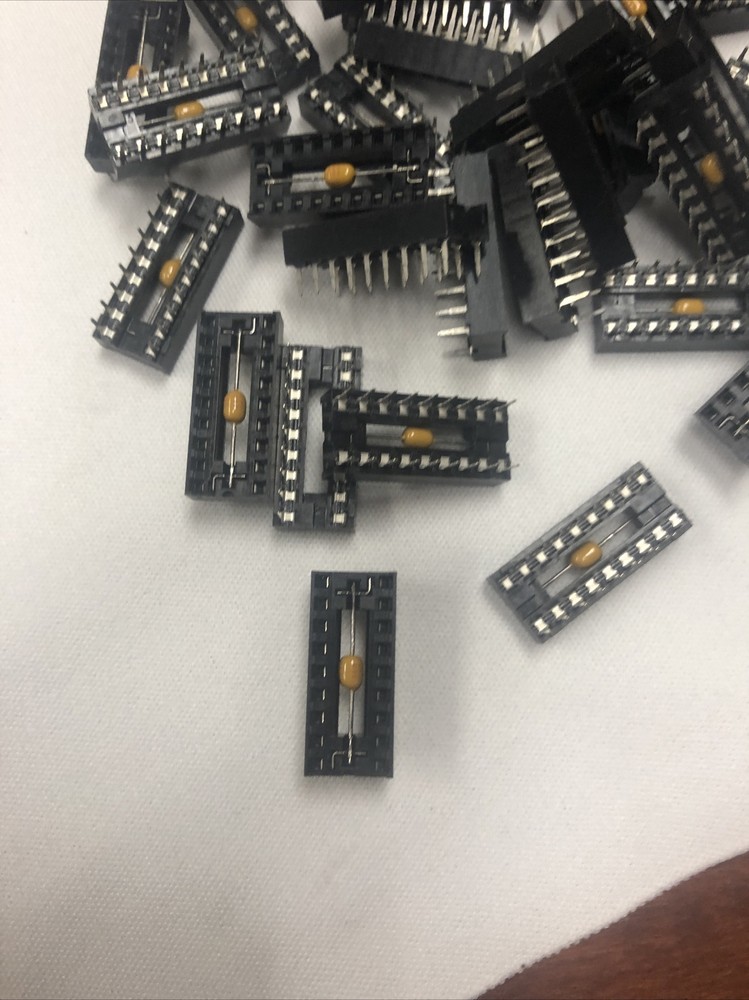 Socket 18 Pin , ID-D-7-5-5-8, Tegal?