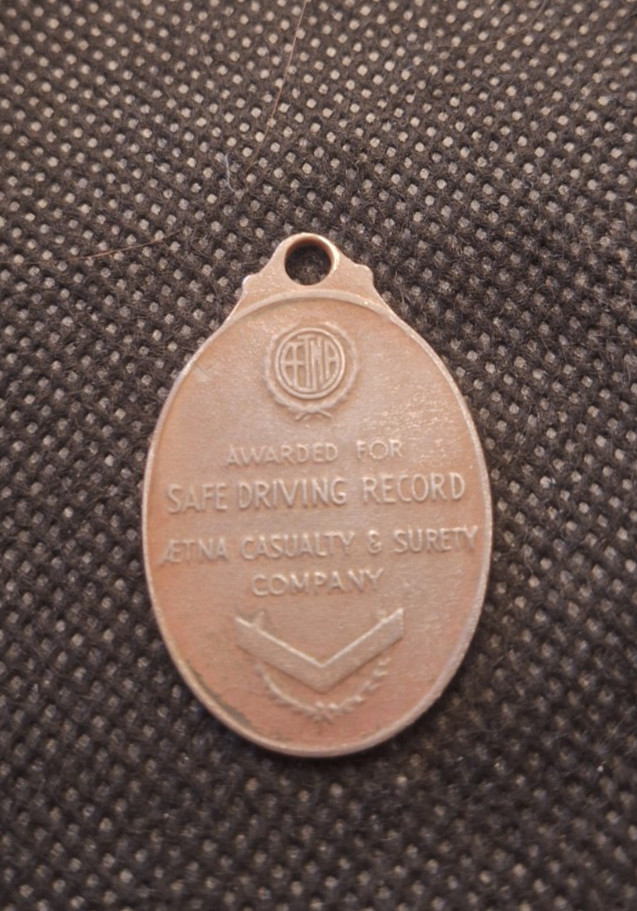 Old Aetna Safe Driving Medal e9796UXX