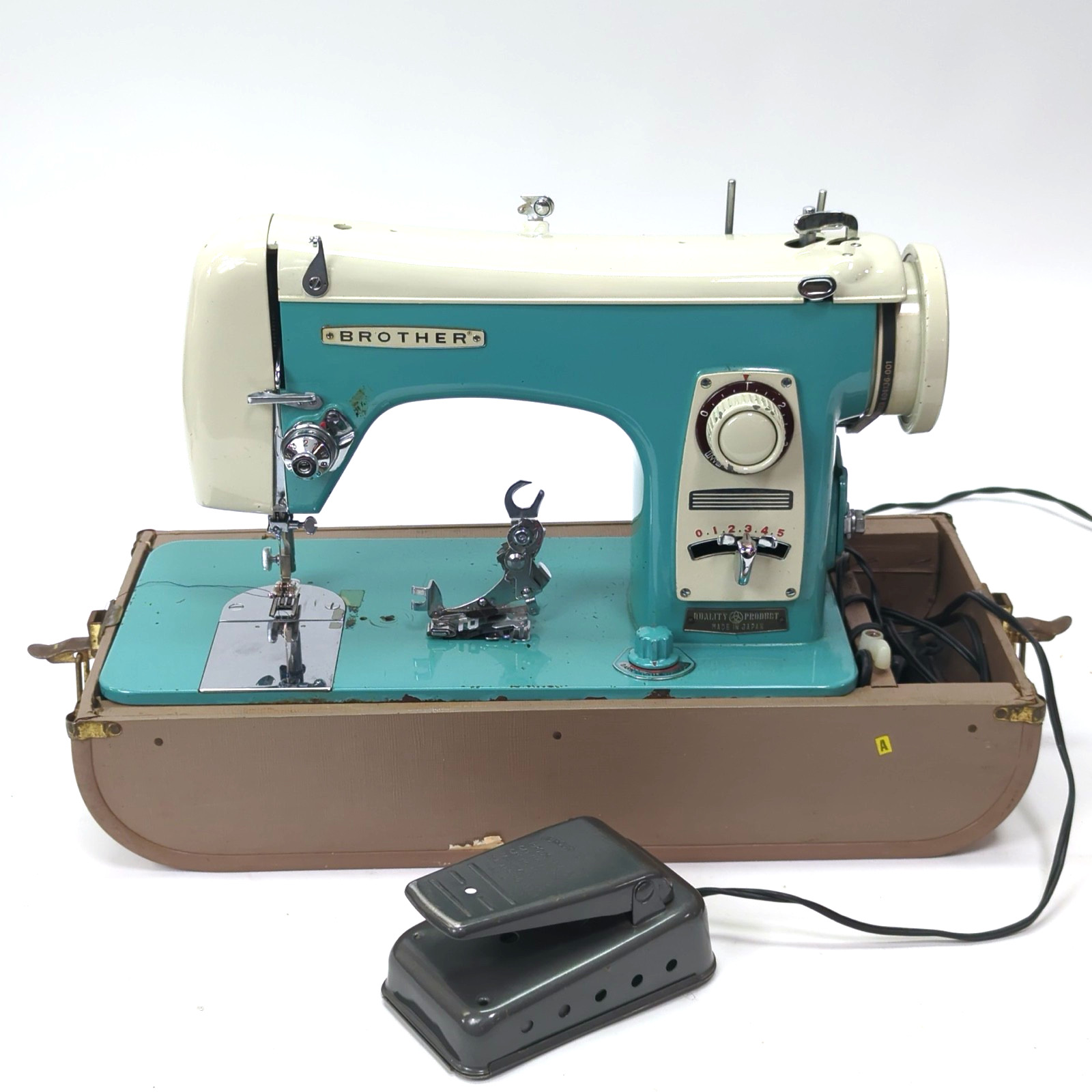 Vintage Brother Model 190 Turquoise Metal Case Robust Durable Straight Stitch