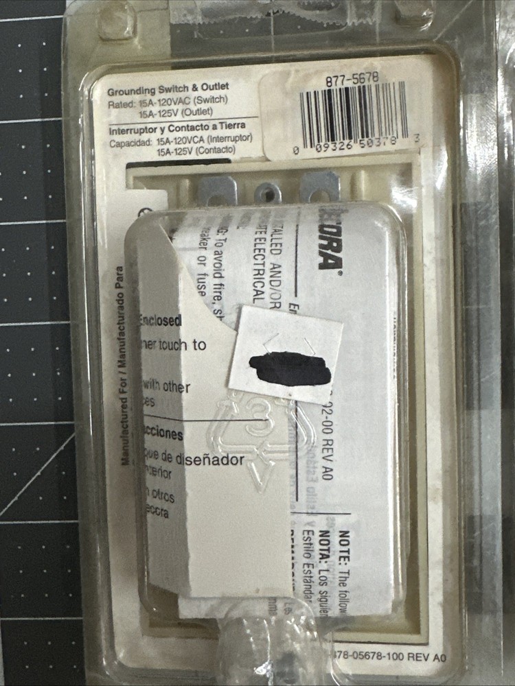 NOS Do It Best Grounding Switch & Outlet - 522414 Ivory