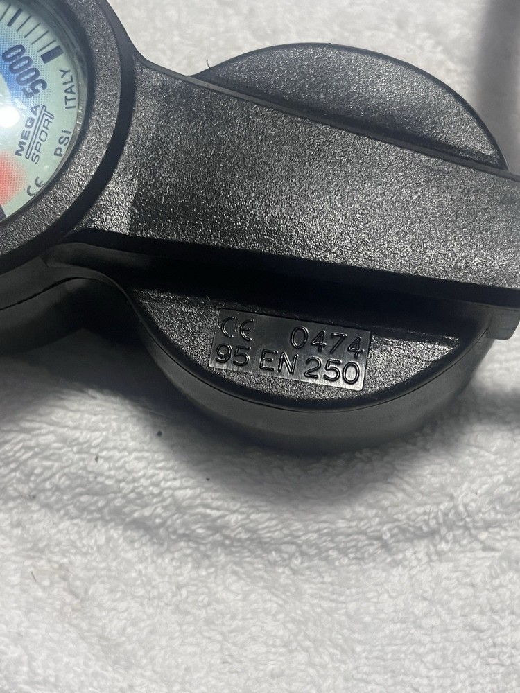 Oceanic Swiv Scuba Diving Console 2 Gauge EUC