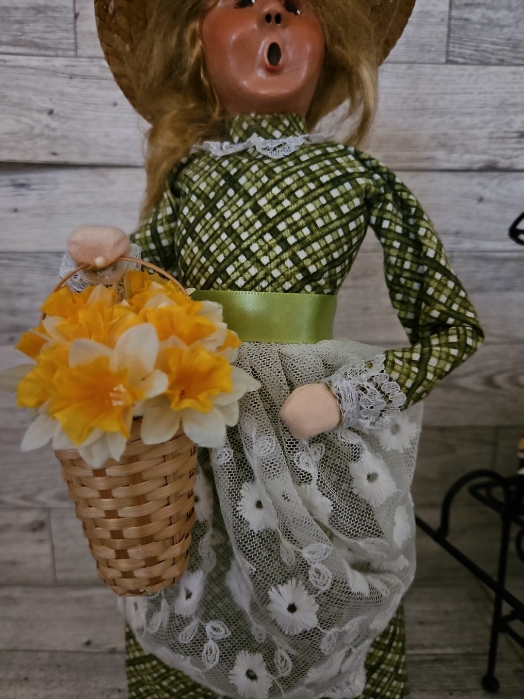 Byers Choice Caroler Signed Lady 15" Tall Daffodils Metal Cart Spring Easter