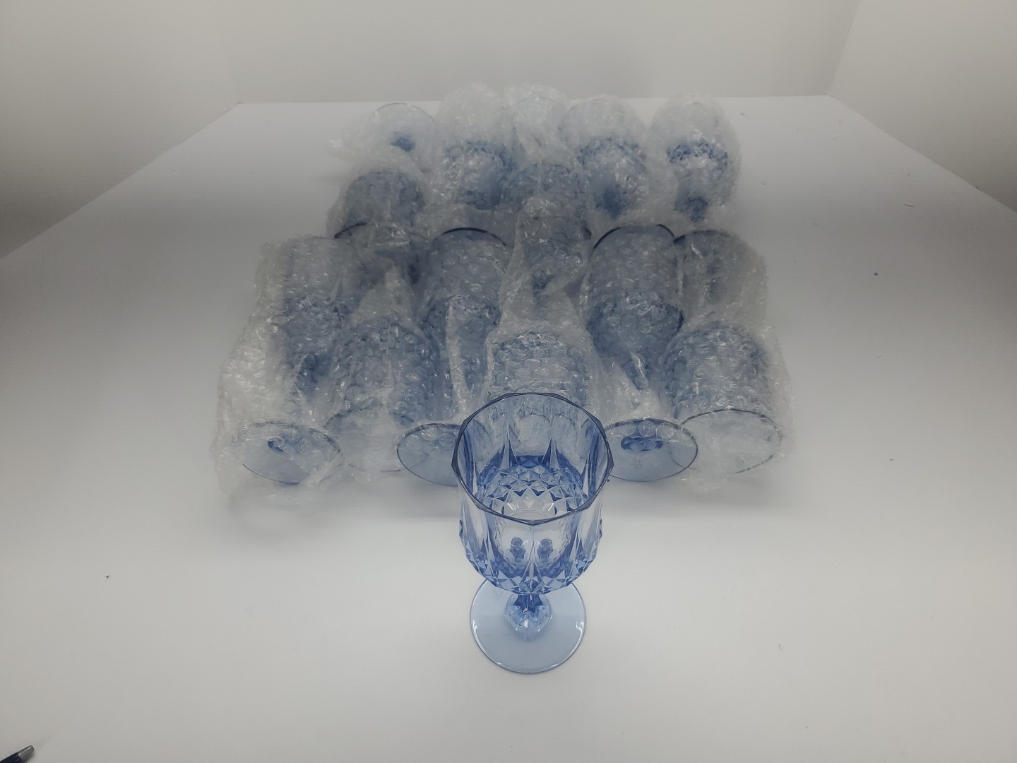 Plastic Wine Glasses，Plastic Goblets Vintage Style Cordial Drinking Glasses