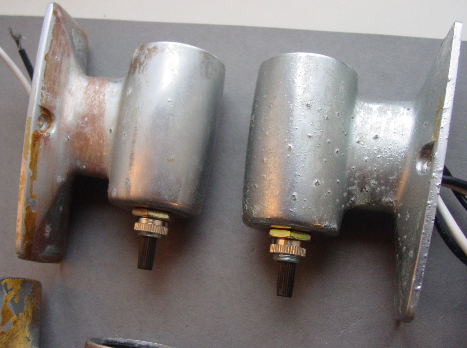 4 Vintage Yacht Bulkhead Galley Art Deco 400 Light Fixtures Camper Boat Cabin