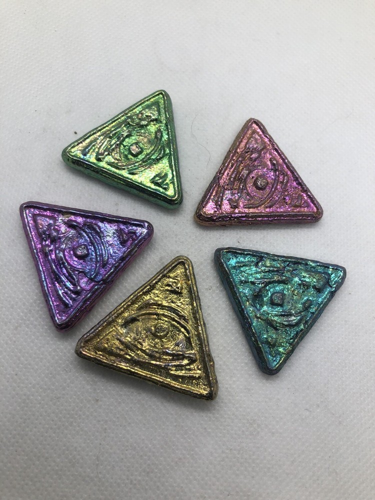 Bismuth Illuminati Eye - 1 Piece
