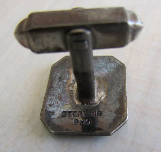 Beautiful Sterling Silver Diamond Cut Cuff Links +