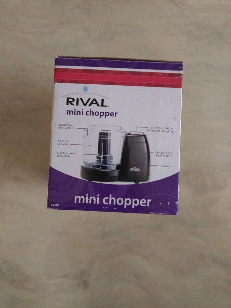 RIVAL 1 1/2 CUP CAPACITY BLACK MINI CHOPPER MC-67BL