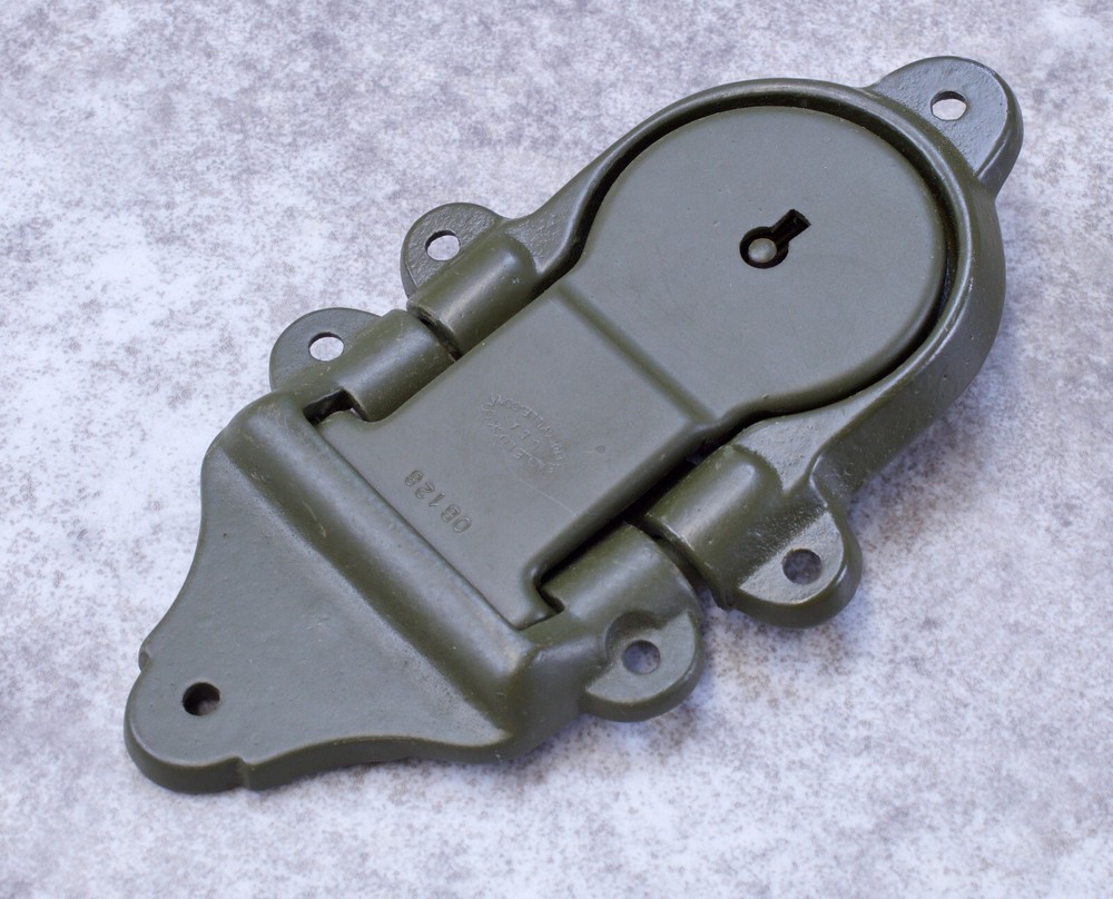 WW2 US Military Trunk Footlocker Lock No Key 1943 Eagle Lock Co Conn # OB127