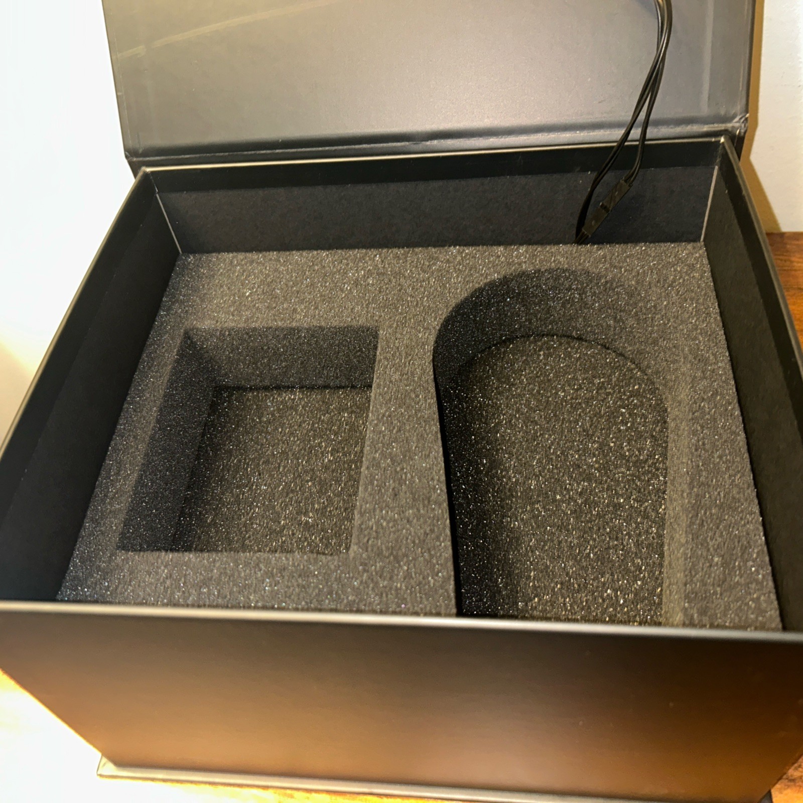 GFUEL x Pac-Man Power Pellet Collector’s Box - LIGHT UP - Shaker Cup & Tub