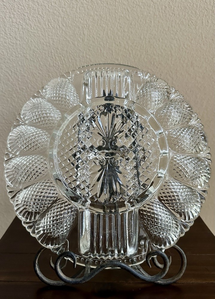 Vintage L.E. Smith Glass Deviled Egg & Relish Plate w/ Pineapple Pattern-EUC