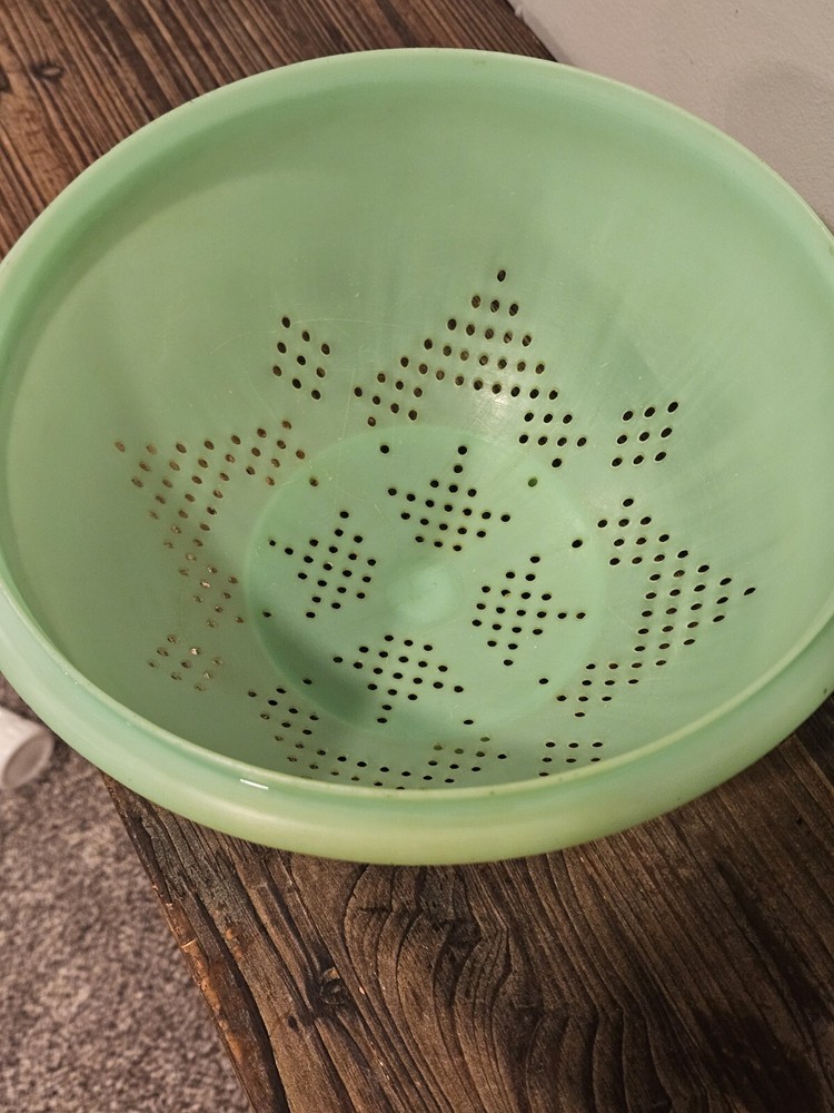 Vintage Jadeite Green Colander Strainer
