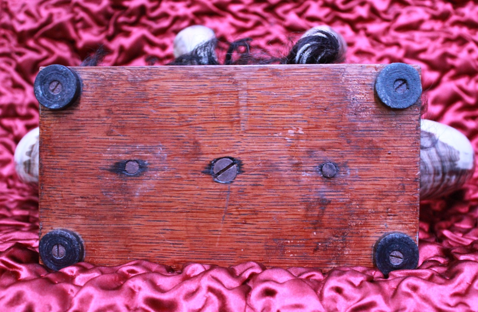 Antique Crow Native American Indian Split Buffalo Horn Bonnet early 19th Century