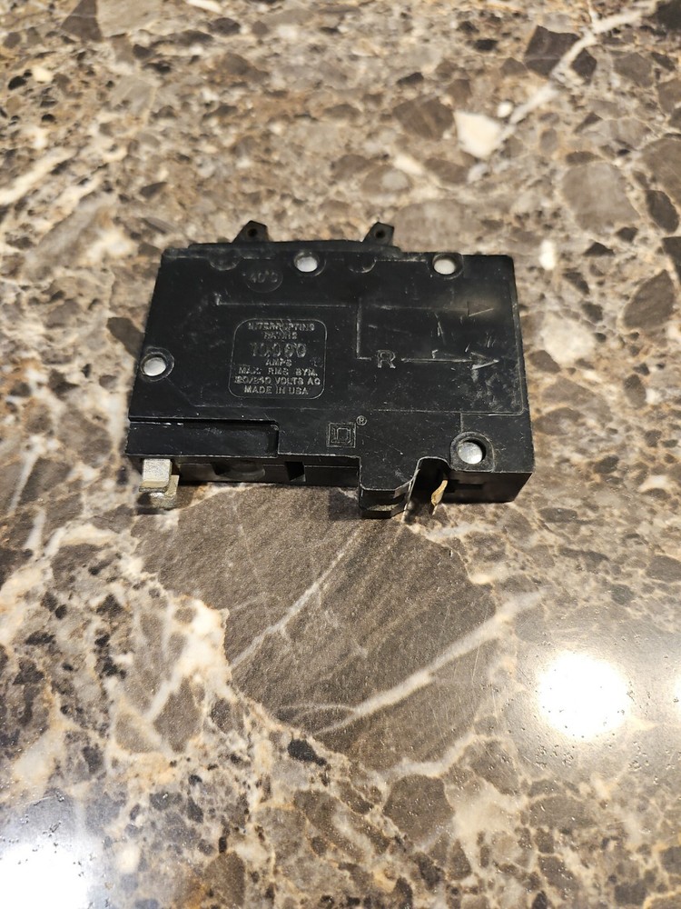 SQUARE D QO1515 15 Amp No Hook