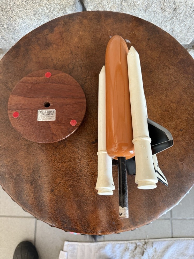 NASA Space Shuttle, SPACE, Astronaut Challenger Items