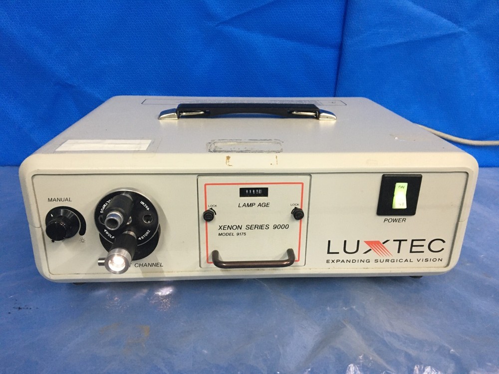 Luxtec Xenon Series 9000 Light Source, Model 9175