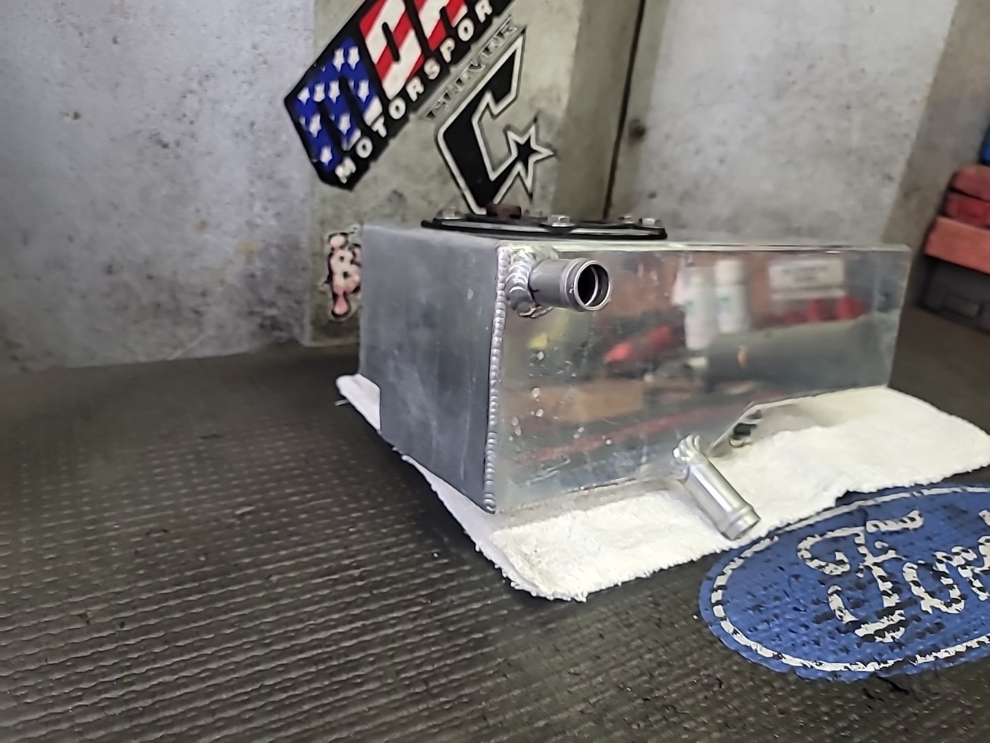 2003 2004 Ford Mustang Cobra Supercharger Coolant intercooler tank 03 04 Moroso