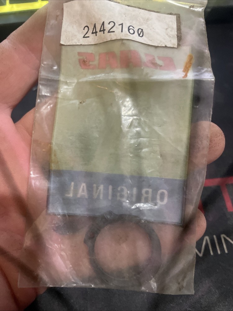 2442160 CLAAS LOCKING RING