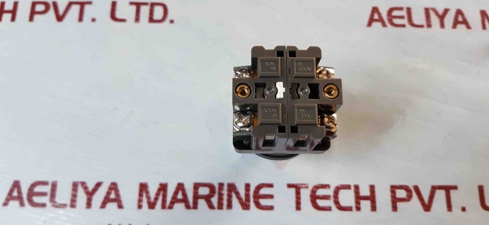 IDEC IZUMI ASN37S Selector Switch