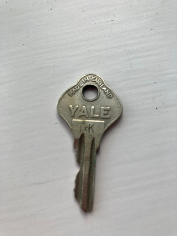 YALE & TOWNE MFG CO NO 2016 KEY