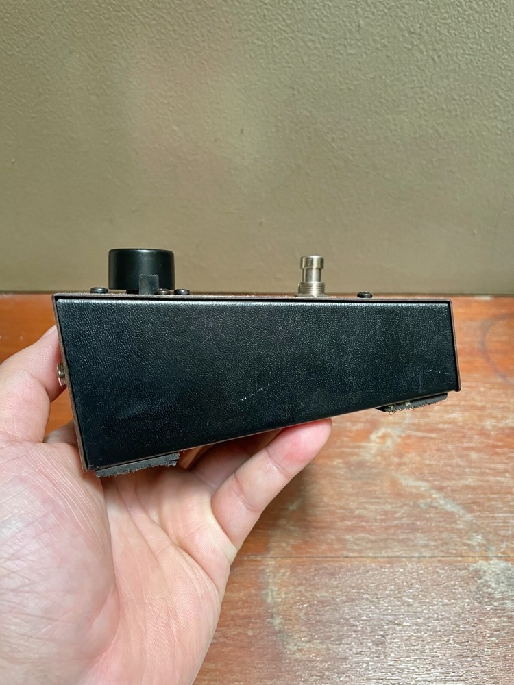 Electro-Harmonix Small Stone EH4800 Phase Shifter!