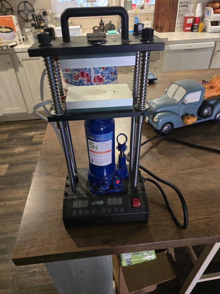 5 Ton Weed Press