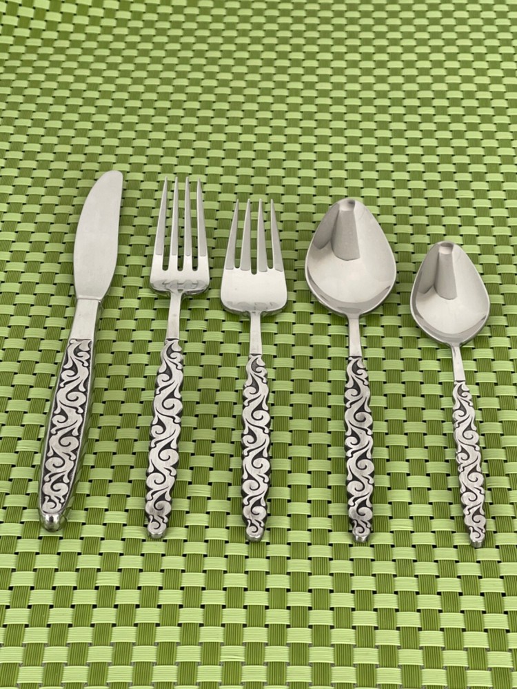 International Lyon FLORENTINE SCROLL Stainless Satin Flatware SMART CHOICE E109G