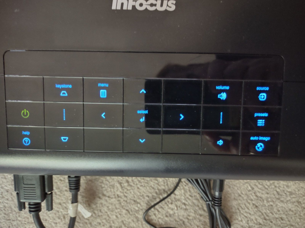 InFocus IN2116 DLP Projector