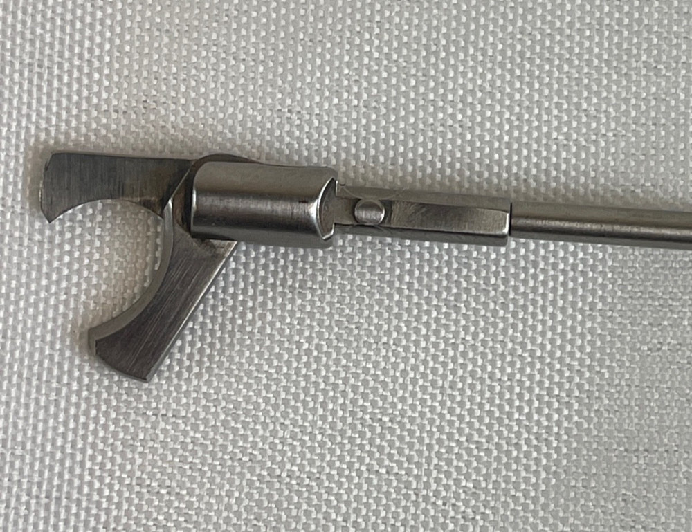 Stryker 250-080-260 Laparoscopic Insert 5mm x 33cm Hook Scissors Laparoscopy