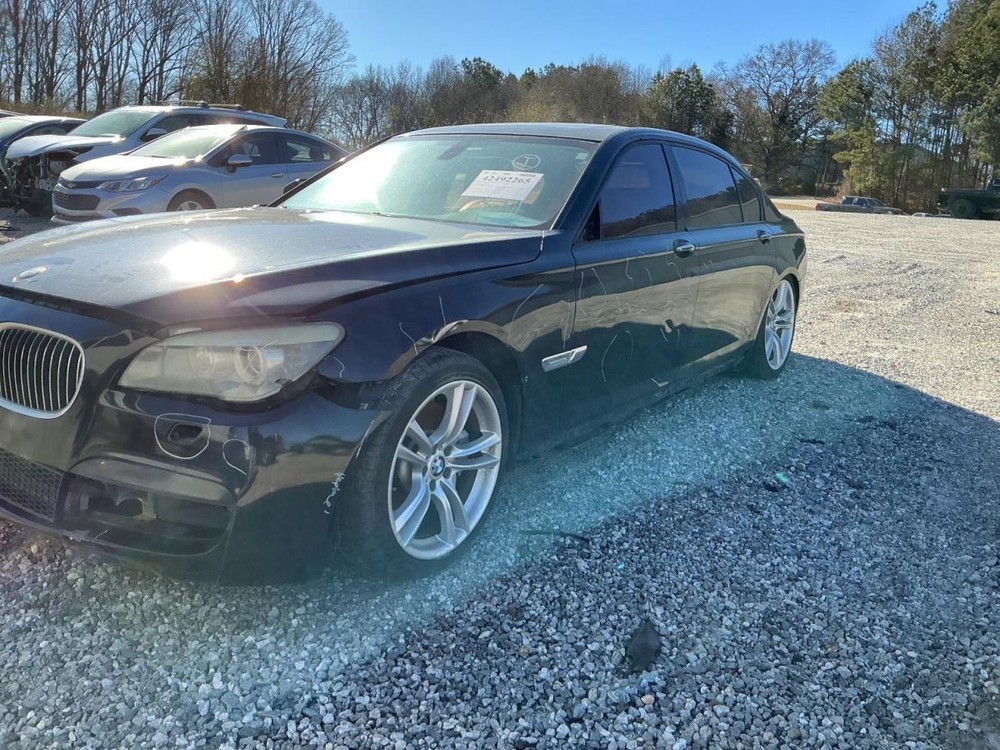 750IL 2012 Glove Box 4912019