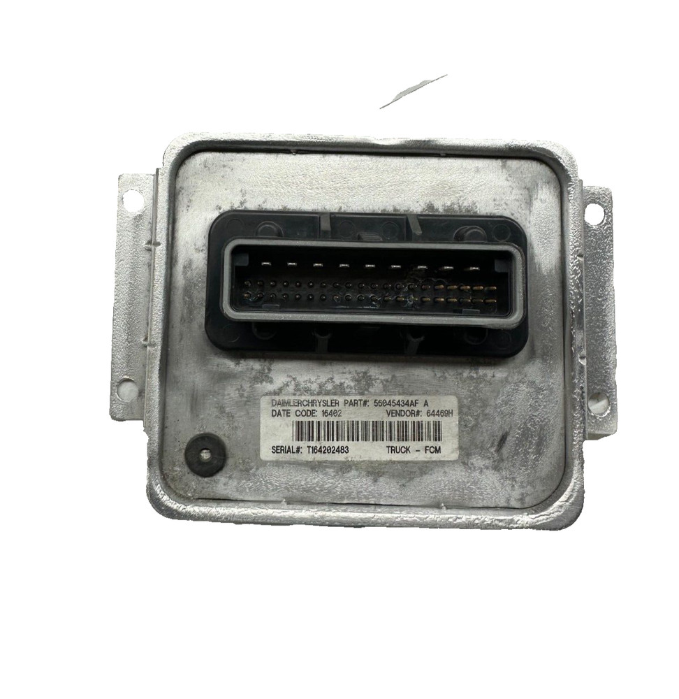 2002-2005 DODGE RAM 1500 MULTIFUNCTION RELAY FRONT CONTROL POWER MODULE TIPM BCM