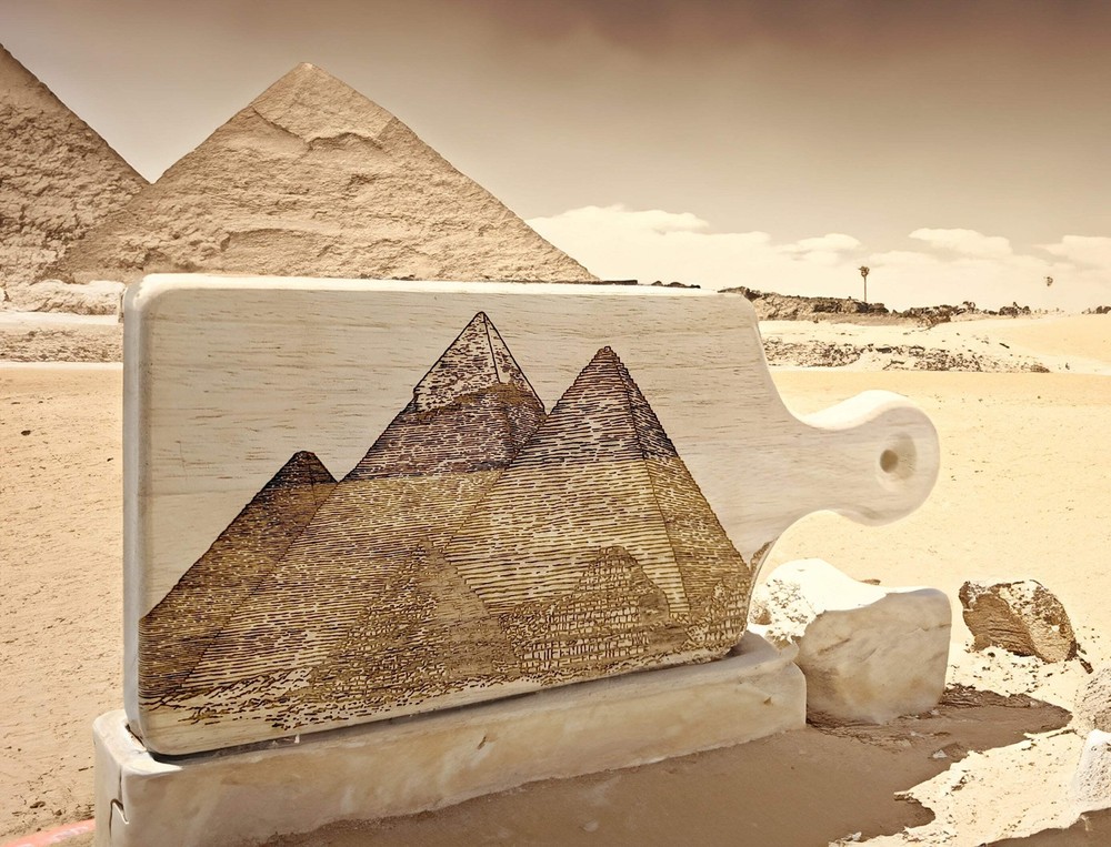 GIZA PYRAMIDS Cutting Board