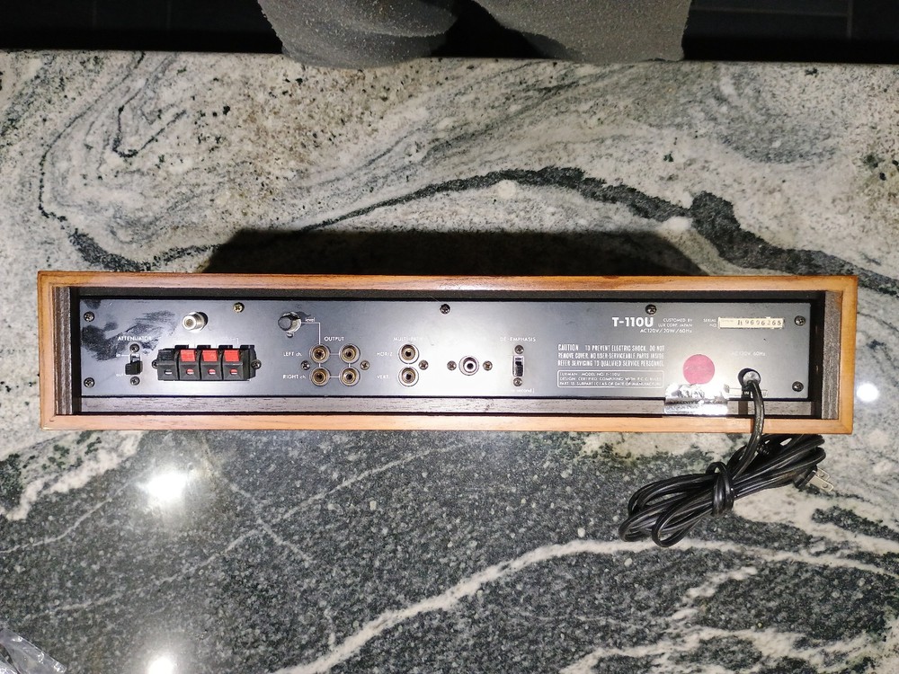 Luxman T110U vintage stereo tuner.