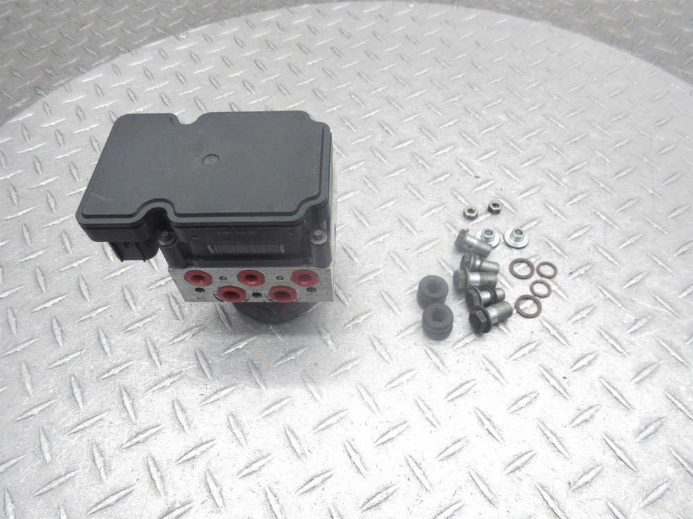 2014 Harley Electra Glide FLHTCU ABS Pump Anti Lock Brake Module Control Unit